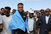 Coupe du monde 2026 : « Je serai là à la prochaine », l’arbitre refoulé des États-Unis accueilli en héros lors de son retour en Somalie