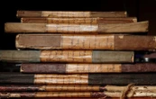 « Un gang de tueurs à gages médiévaux » : 700 ans plus tard, un historien britannique résout un meurtre datant de 1337