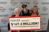 En liberté conditionnelle, un Américain arrêté alors qu’il vient de gagner 167 millions de dollars à la loterie du Powerball