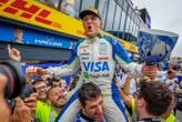 « Je l’aime bien, Isack… » : quand Max Verstappen adoube le pilote Français Isack Hadjar