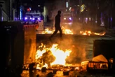 Irlande du Nord : cinq minutes pour comprendre les manifestations racistes violentes qui frappent la province britannique