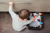 États-Unis : une baby-sitter arrêtée pour tentative d’empoisonnement à l’antigel sur un bébé