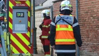 Deux individus recherchés après l’incendie d’un entrepôt de batteries hybrides à Sartrouville