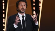 « Agresseur » : des militantes ciblent Édouard Baer et Atmen Kelif sur des affiches avant une première de « Cyrano » à Paris, Jean-Marc Dumontet réagit