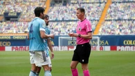 El Celta golea en un partido con protagonismo del árbitro