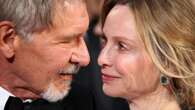 El beso entre lágrimas de Harrison Ford y su esposa Calista Flockhart: 