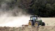 Muere un hombre de 71 años después de volcar su tractor en el Pla d'Urgell