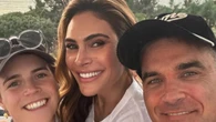 Robbie Williams y su esposa disfrutan con Eugenia de York de la costa portuguesa
