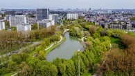 Se busca piscina pública en la capital europea