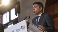 La Generalitat Valenciana condecora, entre otros agentes, a los escoltas del president Mazón