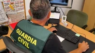 Detenidos ocho sospechosos e incautados cerca de 7.000 kilos de moluscos ilegales en Huelva