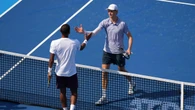 Sinner supera a Auger-Aliassime por primera vez para meterse en las semifinales de Cincinnati