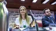 Aagesen evita la confrontación por los fuegos mientras el PP sigue su escalada