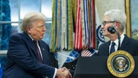 Trump amenaza con aranceles del 100% a chips y semiconductores salvo si se fabrican en EE.UU.