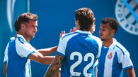 La conexión entre Kike García y Puado da la primera victoria de la pretemporada al Espanyol