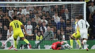 El Tottenham acepta el inesperado regalo de Luiz Junior
