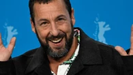 Adam Sandler, actor, 58 años: ''Me pasé al ayuno intermitente. Me permitía seis horas al día para comer y me emocionaba tanto que comía muchísima pizza''