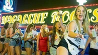 Uno de cada tres adultos británicos no se atreve a bailar sin haber bebido alcohol
