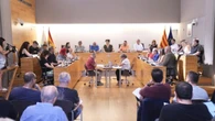 El Prat rechaza la ampliación del aeropuerto por mayoría pero sin unanimidad