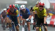 Roban las bicicletas al equipo Visma en Turín, antes de la tercera etapa