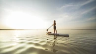 Rescatan a un paddle surfista perdido en el mar a tres millas del puerto en Málaga