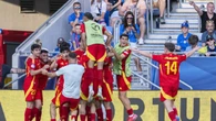 Dos minutos de inspiración meten a la Sub-21 en los cuartos de final del Europeo