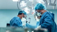 Obligan a pagar 115.784 euros a una joven de 28 años que perdió la sensibilidad de las piernas tras una operación de rodilla