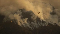 Los grandes incendios evolucionan de manera favorable, aunque 14 siguen activos