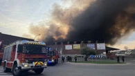 Arde una gasolinera en Móstoles: un camionero sale herido