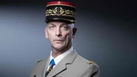 Los militares que insinuaron un golpe en Francia serán sancionados