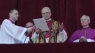 Las primeras palabras de León XIV: Gracias a Francisco y un mensaje: “Queremos ser una iglesia que camina, que busca la paz”