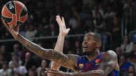 El Barça tuerce al Milán y salda una deuda con el Palau