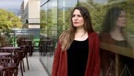 Manuela cuida de su madre con alzheimer: “Tuve que dejar el trabajo y vivo de mis ahorros”