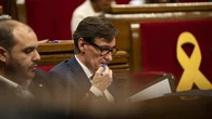 El PSC elude las advertencias de Junts y refuerza su alianza con los socios de Illa