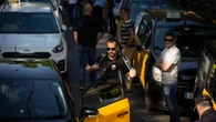 Élite Taxi anuncia un paro el martes contra un acuerdo entre el Barça y Uber