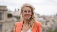 ​Belén Rueda, 60 años, habla claro sobre la futura maternidad de sus hijas: “Me encantaría ser abuela, pero no hay que presionarlos”