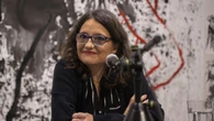 Ens Uneix presume de que Mónica Oltra ha firmado su ILP para rebajar el listón electoral