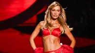 Bella Hadid desmiente que la enfermedad de Lyme le afectase durante el desfile de Victoria’s Secret