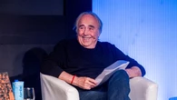 Joan Manuel Serrat recibirá el premio KM 13.774 por tender puentes entre Catalunya y América