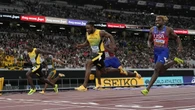 Bolt bendice a su relevo: Seville