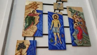El mural iconográfico de Empar Morató en la iglesia de Calella