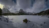 La última postal de invierno en el Estany de Sant Maurici