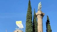 El Mossèn, el Mussol y la Sagrada Família