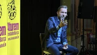 El socio Marc Ciria presenta 3.316 firmas para frenar la venta de BLM