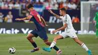 Flick sorprende con Ferran Torres y hace debutar a Marc Bernal en Mestalla