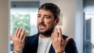 Antonio Orozco hace realidad su sueño de ser repostero: “No todo vale para comer”