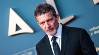 Antonio Banderas, sobre cumplir 65 años: “Desafiando a las matemáticas y al paso del tiempo, felicitarme por seguir siendo joven”