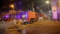 Se incendia un hotel de Almería y desalojan 9 habitaciones: hay un herido con quemaduras