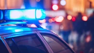 Dos hombres ebrios se cuelan en casas ajenas y uno de ellos se pone a dormir en el sofá