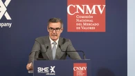 La CNMV carga contra Instagram, Tik Tok y X por no controlar la “pseudoinformación”